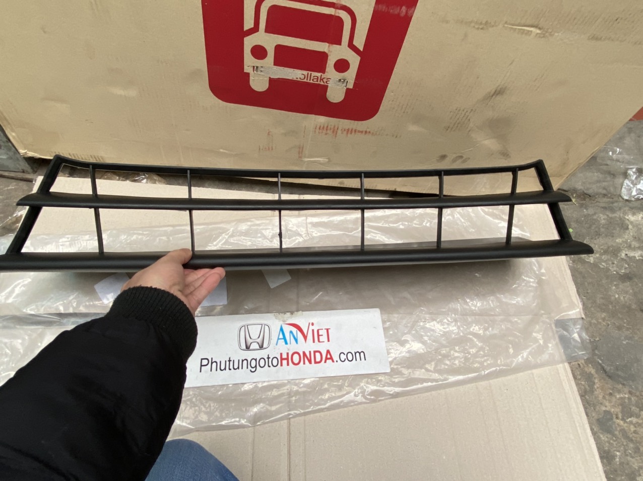 Ốp dưới cản trước xe Honda CIVIC 2016-2018